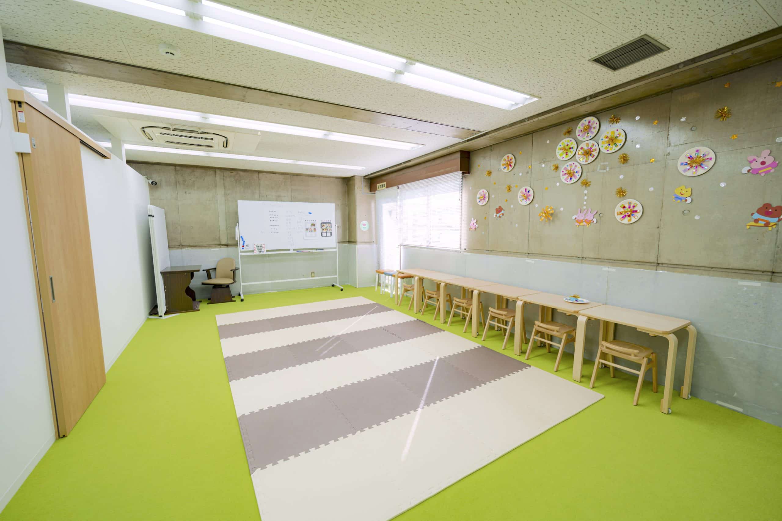 横浜市南区・ひとつぼし　施設内の様子 療育スペース